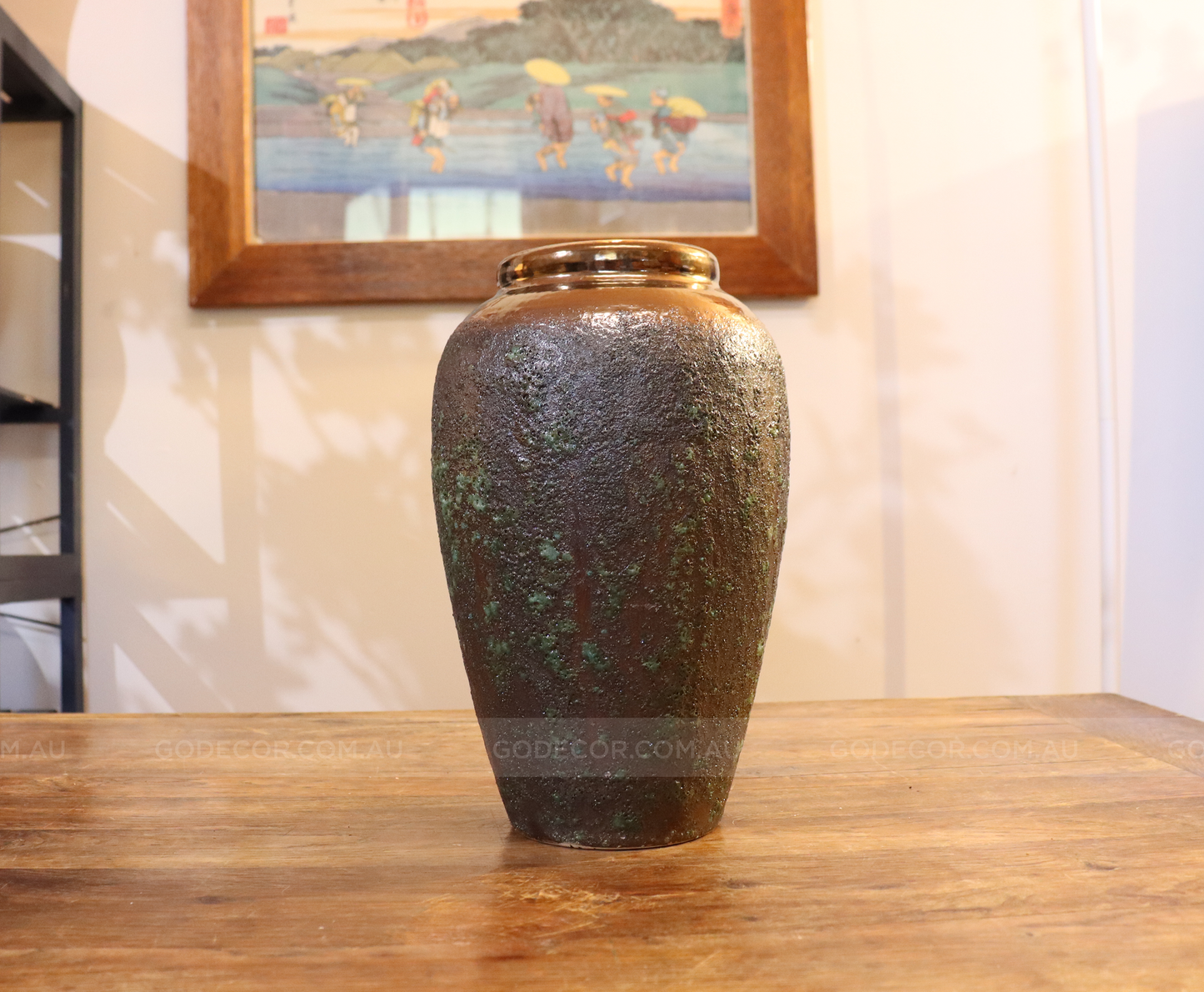 Rustic Vase (VA1)