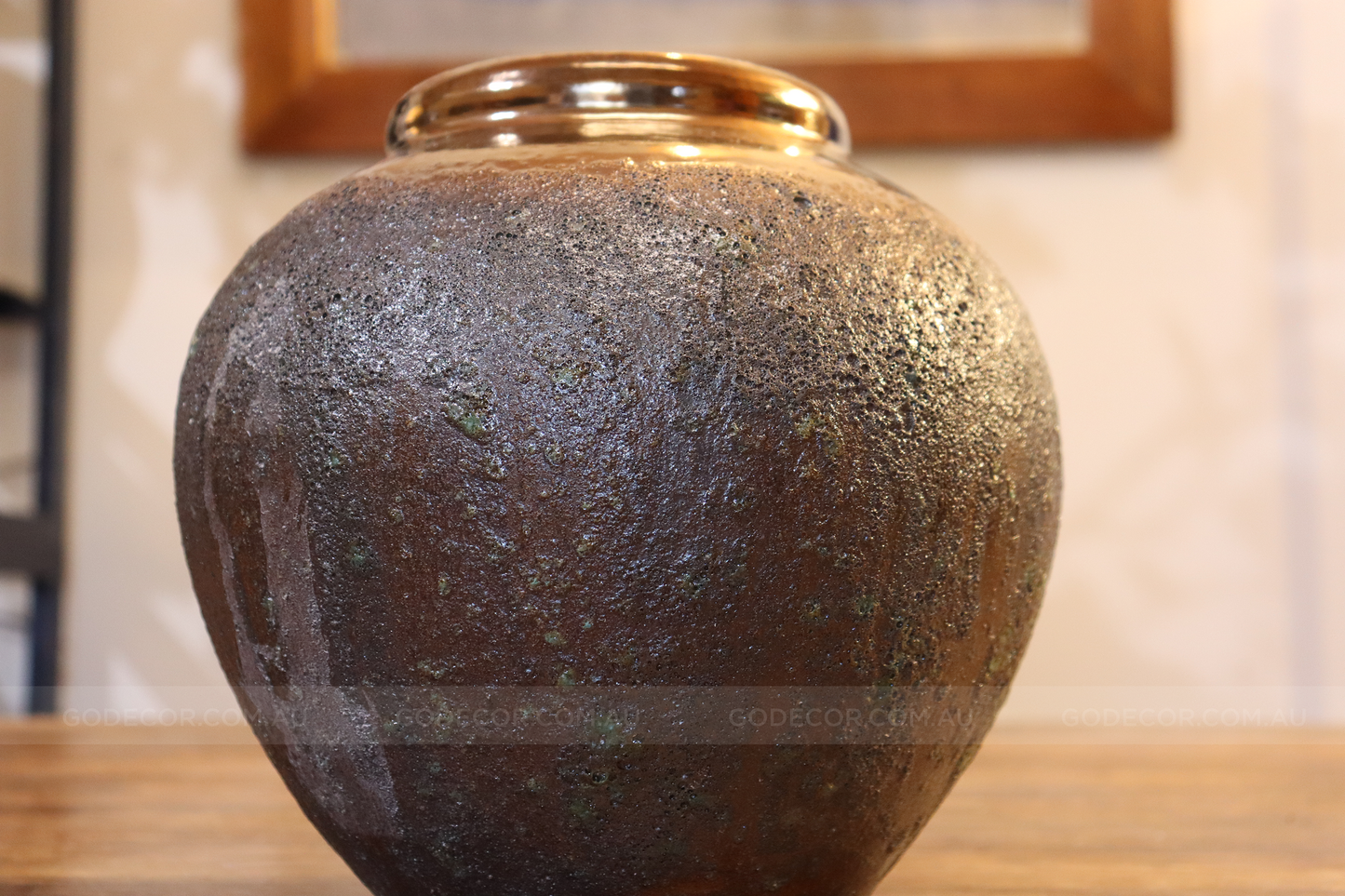 Rustic Vase (VA1)