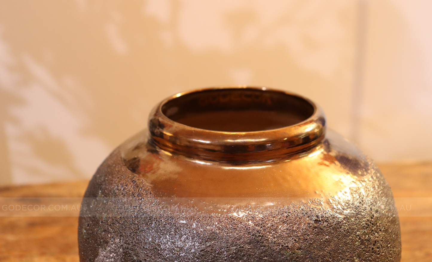 Rustic Vase (VA1)