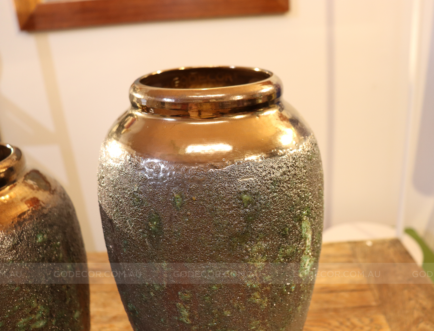 Rustic Vase (VA1)