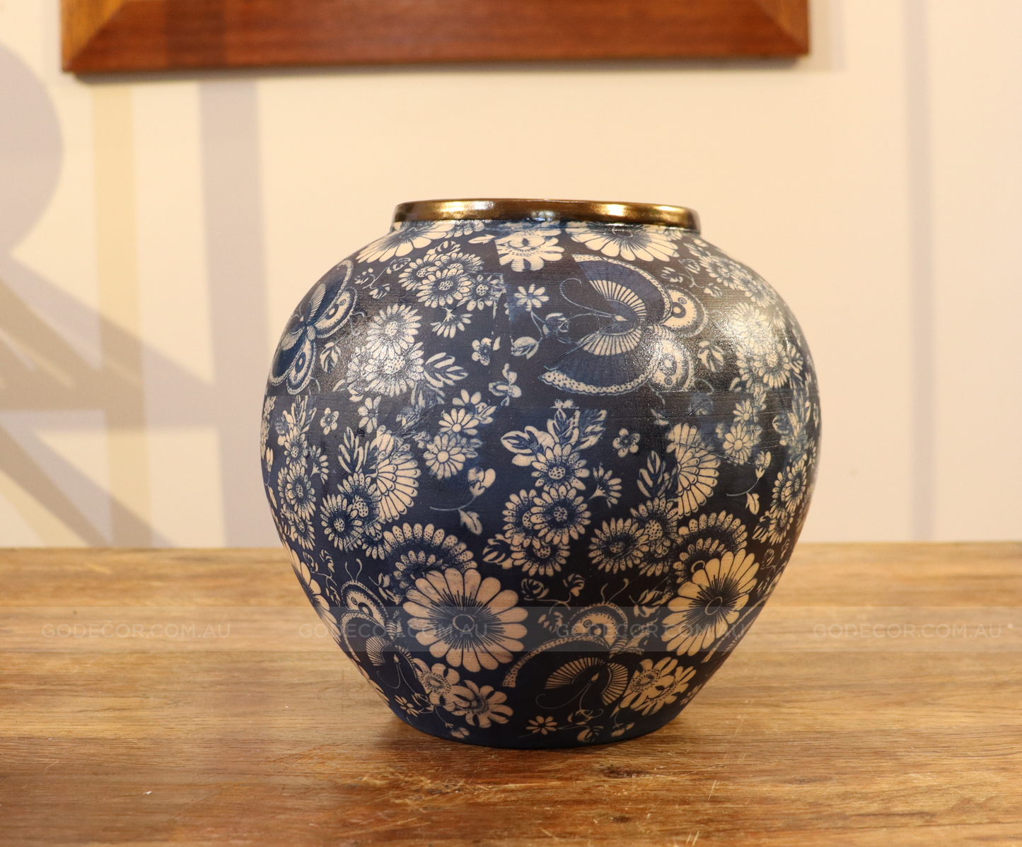 Blue And White Pattern Vases (VE123)