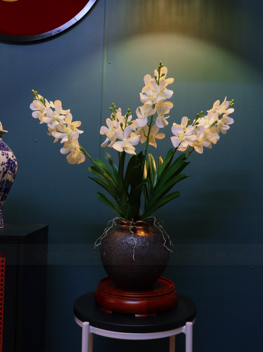 67CM Tall Artificial Flower Arrangement White Mokara Orchids In Short Vase (ARBT2)