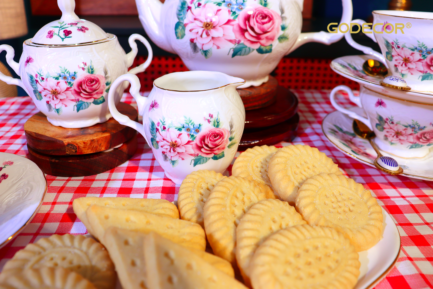 21 Pcs England Vintage Top Grade Tea Set Rose Patterns